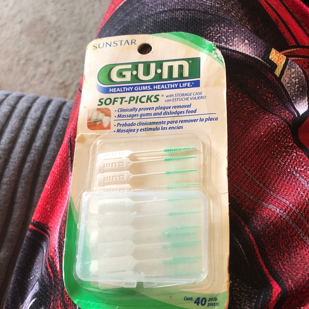 Soft-Picks Interdental Cleaners with Storage Case - Green
